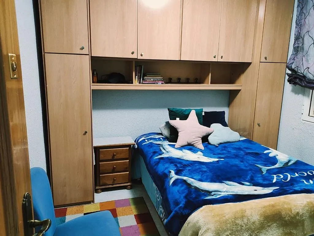 Bedrooms - 3-Bedroom Flat with Garage in Casetas