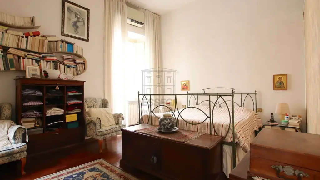 Chambres - Historic Apartment with Terrace in Lucca