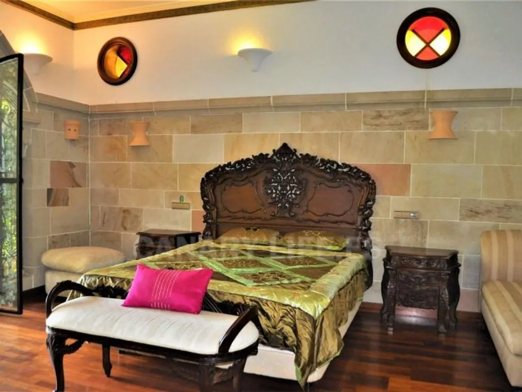 Chambres - Luxury Villa with Romanesque Features in San Bartolomé