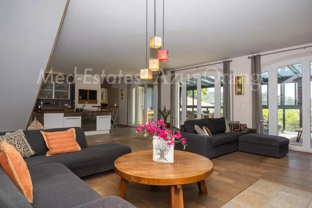 Elutuba - Villa with Panoramic Views in Cogolin