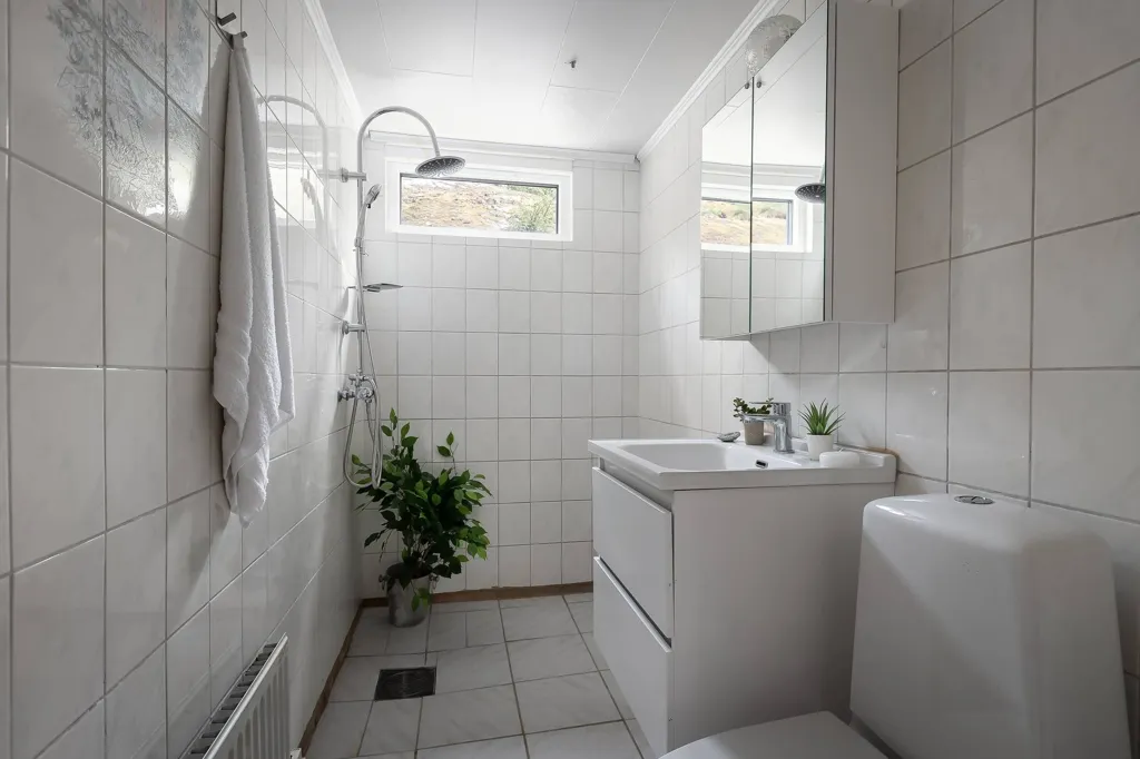 Salles de bain - Renovated Villa with Fireplace in Grödby