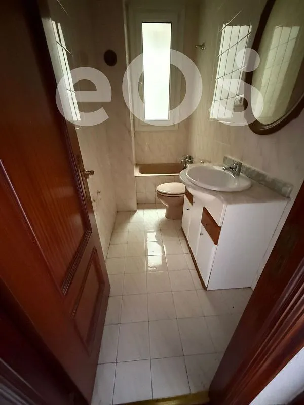 Vannitoad - Apartment with Balcony in Portugalete