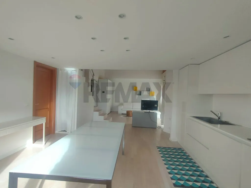 Köök - Modern Apartment with Balcony in Scoppito