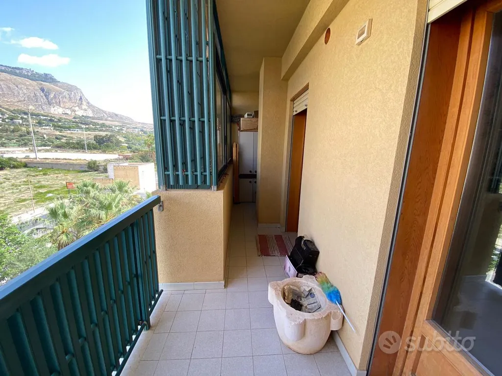 Appartement 4 pièces à IT