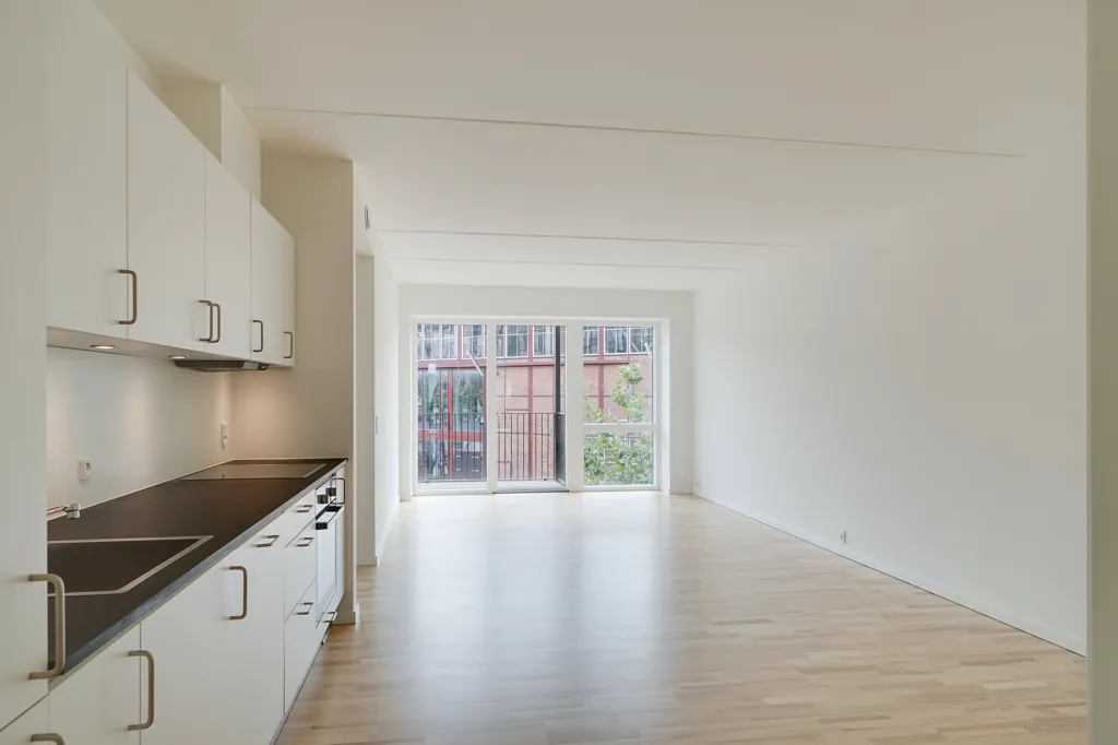 Cucina - Contemporary Apartment with Balcony in Valby