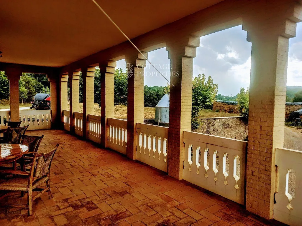 Terrasse - Masia with Modernist House in Avinyó
