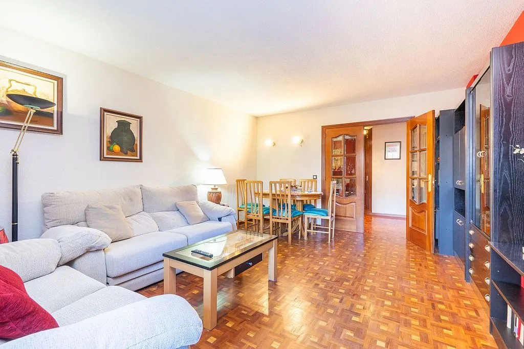 Elutuba - Apartment with Pool and Terrace in Móstoles