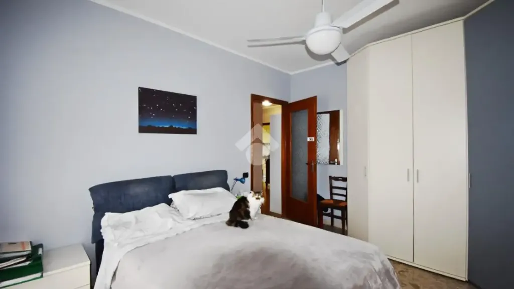 Camere da letto - Penthouse con vista sulle colline a Cascinette D'Ivrea