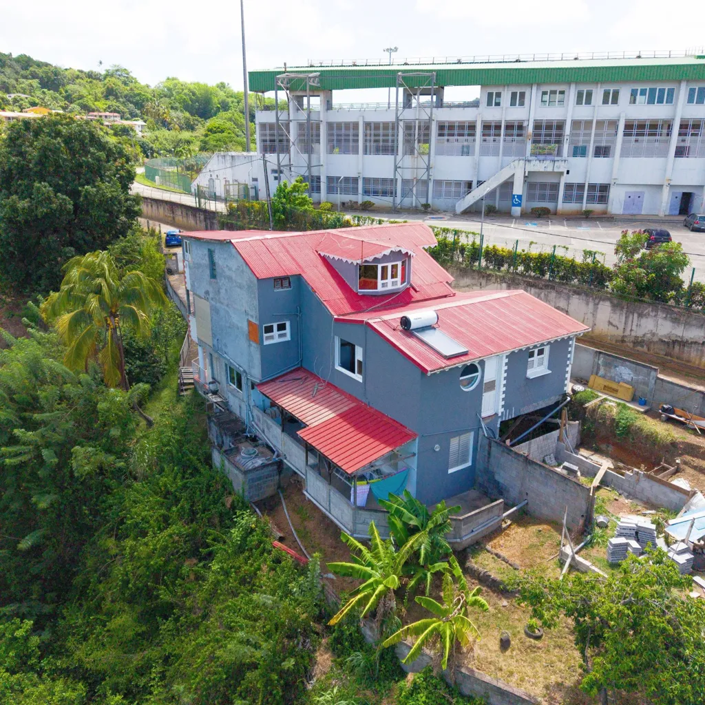 Vista aerea - Three-Unit House with Garden in Rivière-Pilote