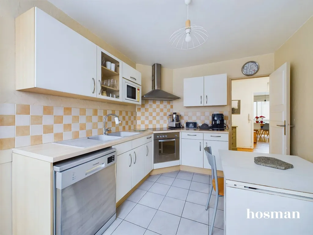Cocina - Bright 4-Bed Flat with Balcony in Villeurbanne