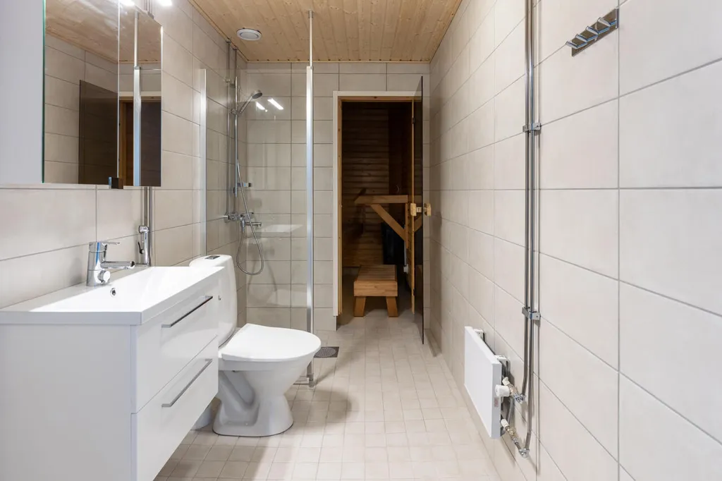 Salles de bain - Duplex with Private Sauna in Lutakko, Jyväskylä