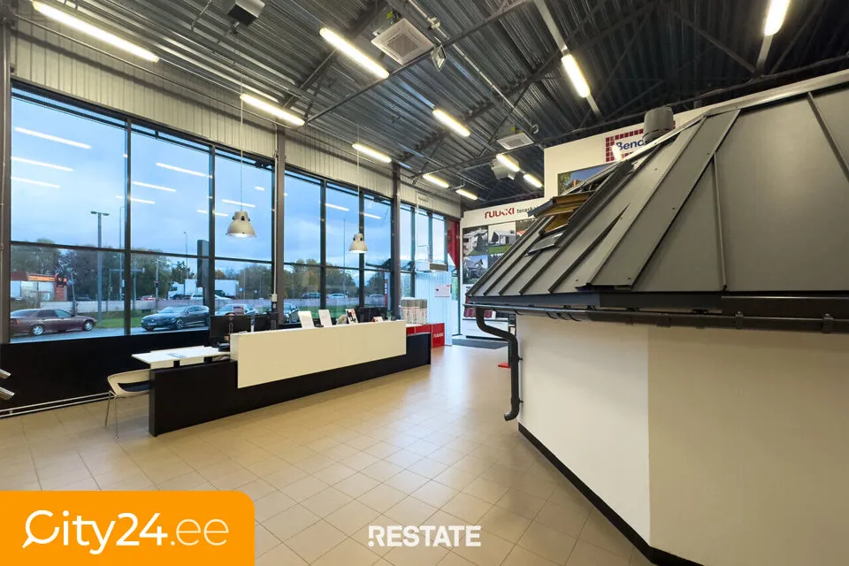 Toad - Commercial Property with Garage in Peetri
