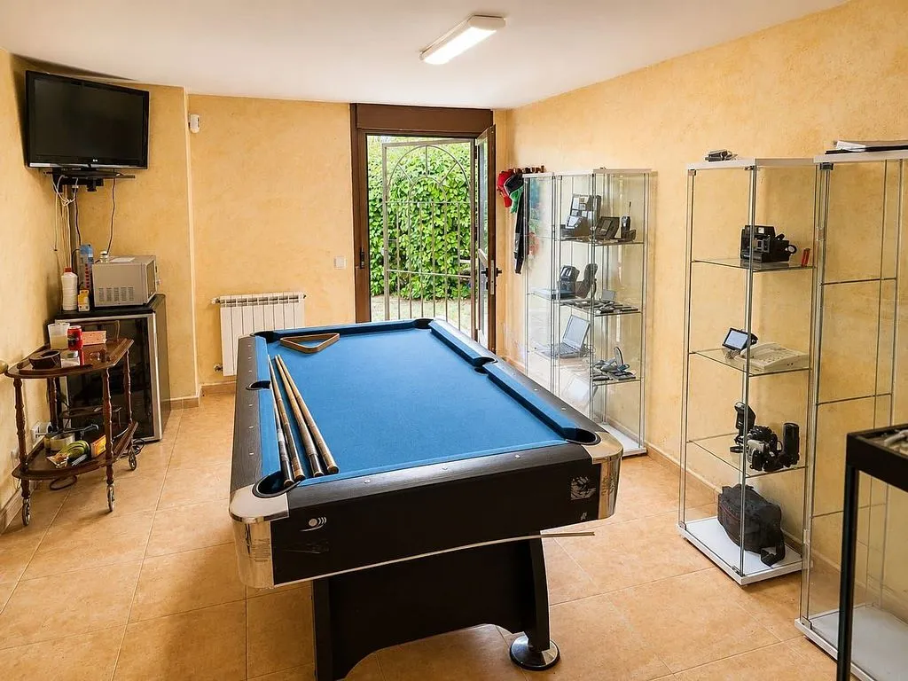 Toad - Pareded Chalet with Pool in Coimbra