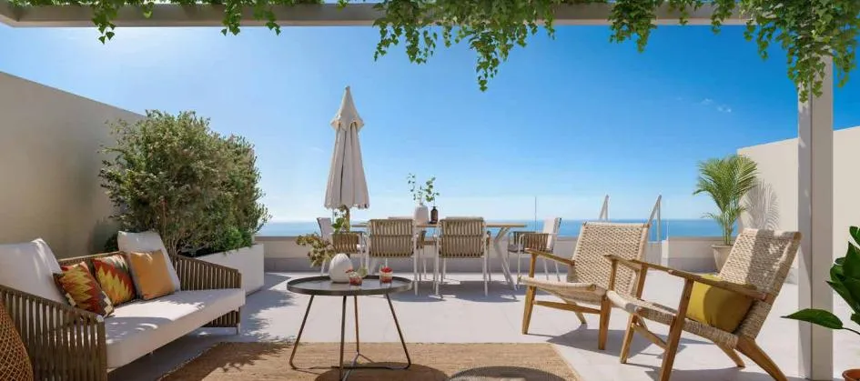 Terrazza - Beachfront Flat with Pool in Benalmádena Pueblo
