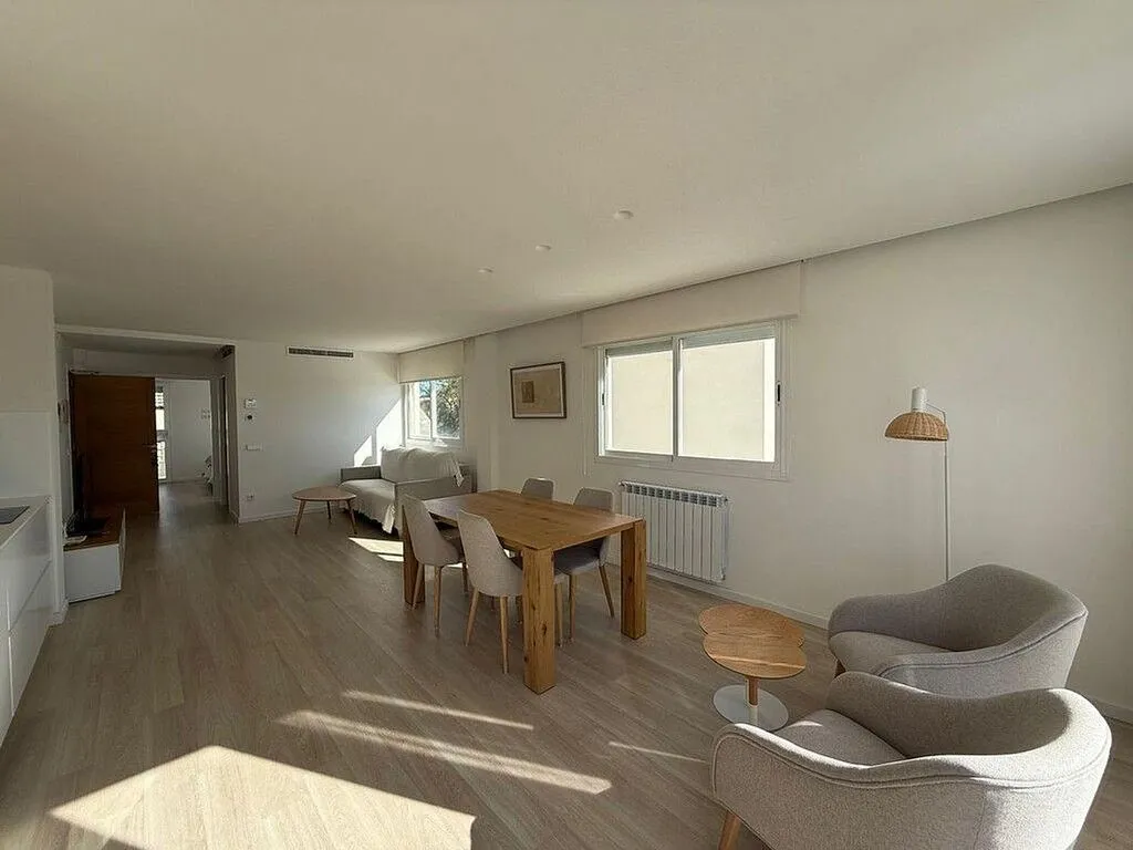 Elutuba - Modern Flat with Balcony in Cala Millor