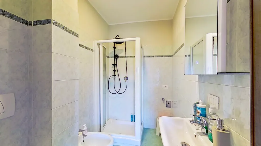 Salles de bain - Contemporary Villa with Terrace in Rome