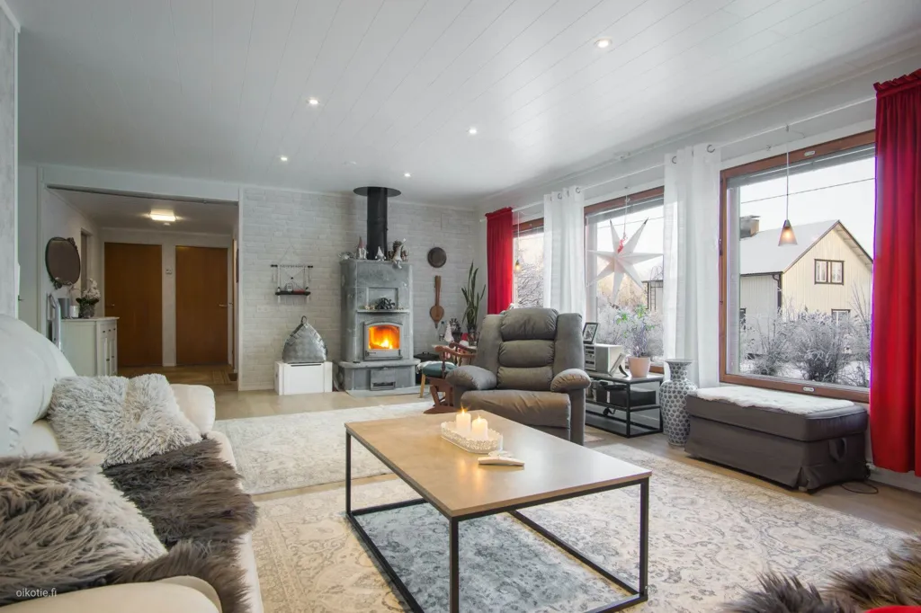 Soggiorno - Renovated Detached House in Keminmaa Centre