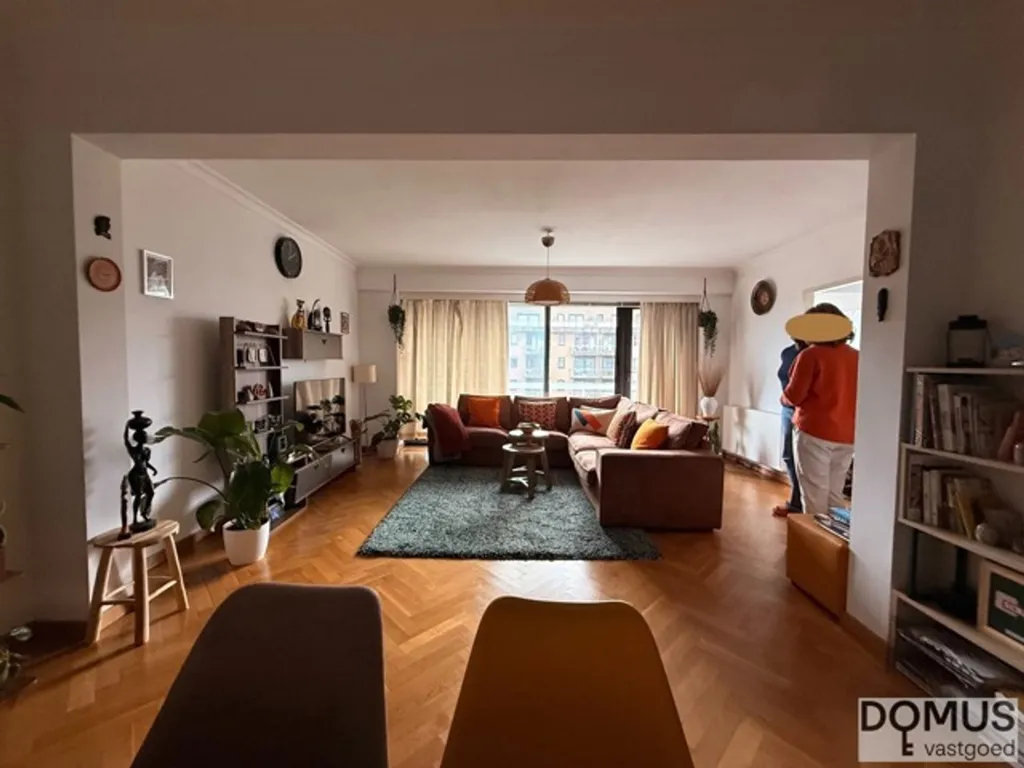 Elutuba - Apartment with Terrace in Evere
