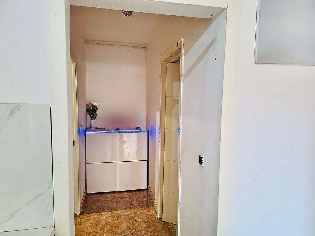 hallway_entrance