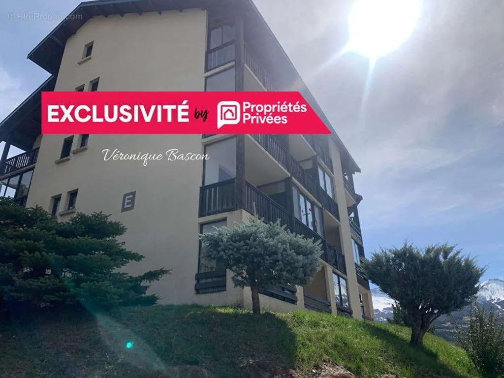 Välivaade - Furnished Apartment with Balcony in Barcelonnette