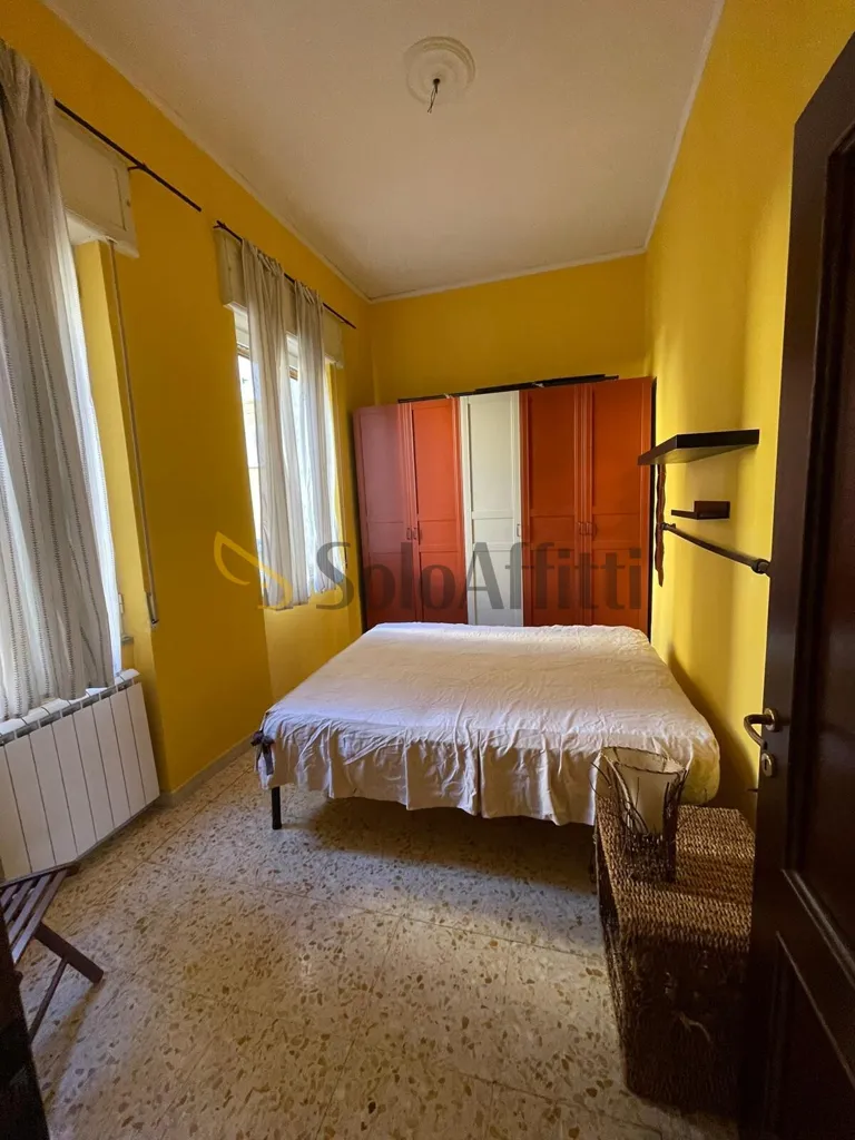 Chambres - Retrofitted 3-Bedroom Flat in Piazza Borsa, Naples