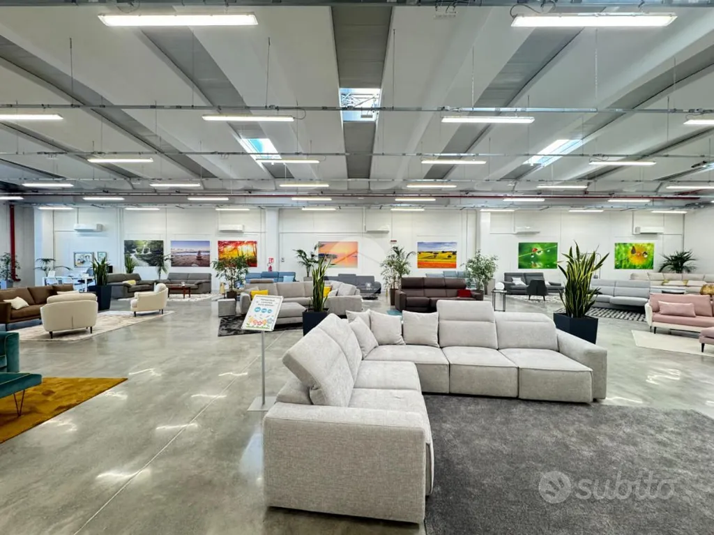 Elutuba - Warehouse with Showroom near Brescia