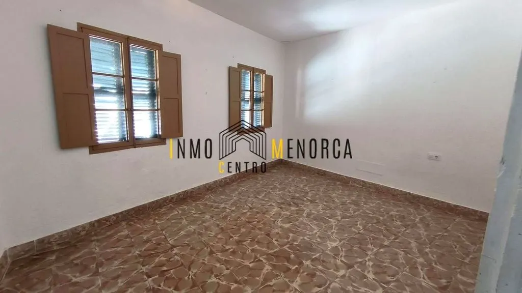 Pièces - Semi-Renovated Villa in Ciutadella's Old Town