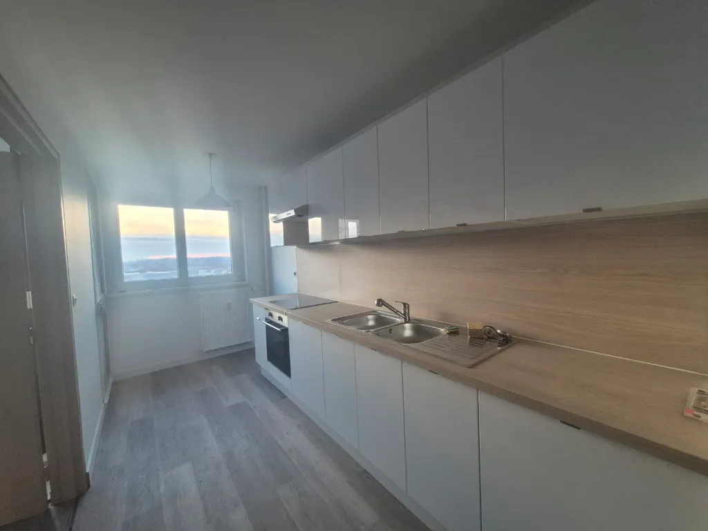 Cuisine - Appartement Rénové en Centre-Ville à Tourcoing