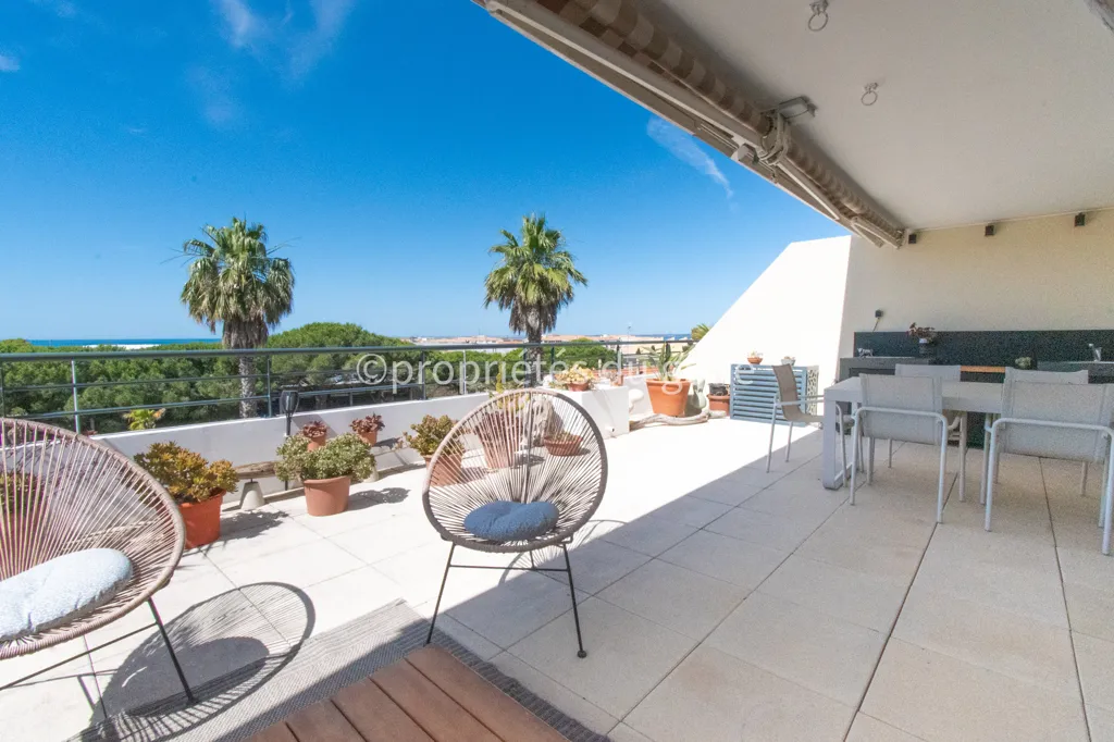Terrace - Luxury Apartment with Sea View in Sète