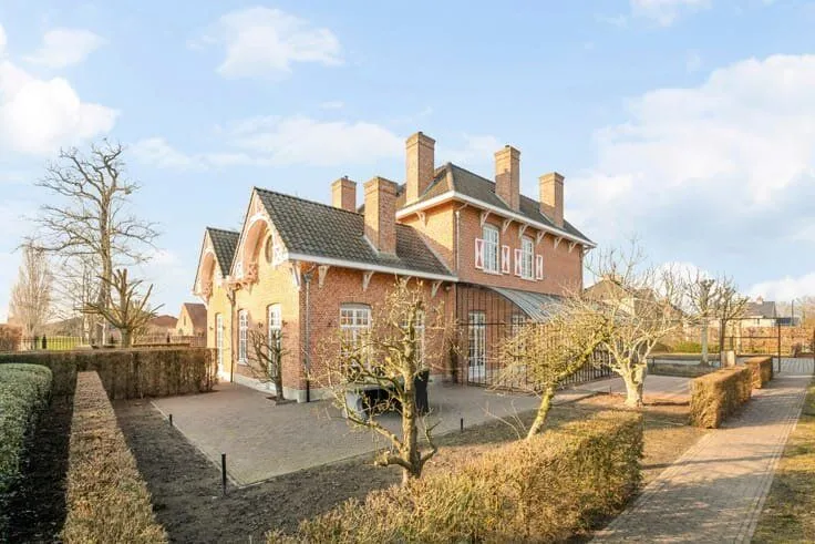 Välivaade - Eclectic Villa with Terrace in Weelde