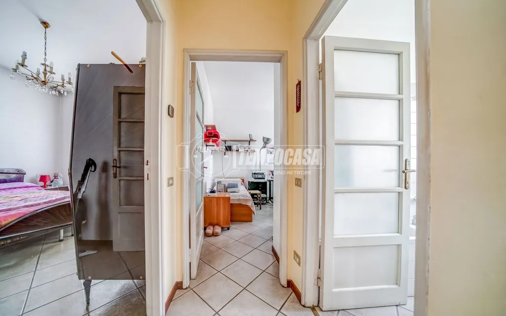Entrée - Bifamiliar Villa with Garden in Somma Lombardo