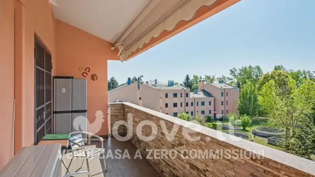 Balcone - Rusticated Apartment with Balcony in Ponte San Pietro