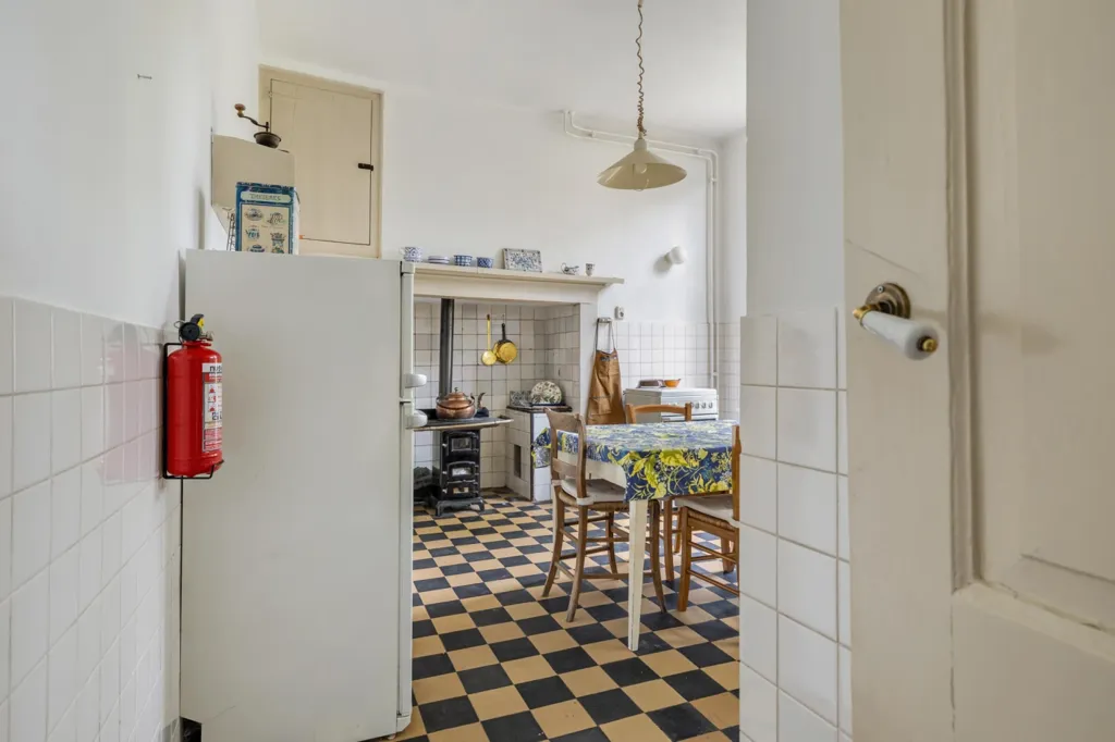 Kitchen - Monumental Villa with Historical Charm in Breda