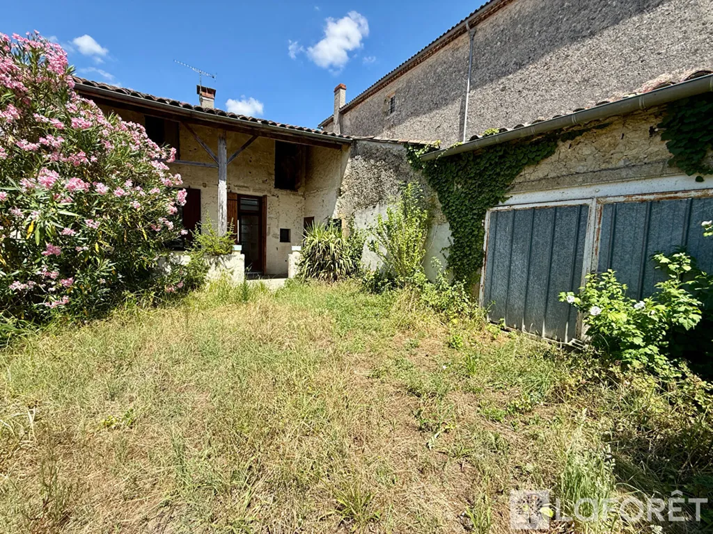 Jardin - Maison Mitoyenne avec Jardinet en Centre-Ville de Langon