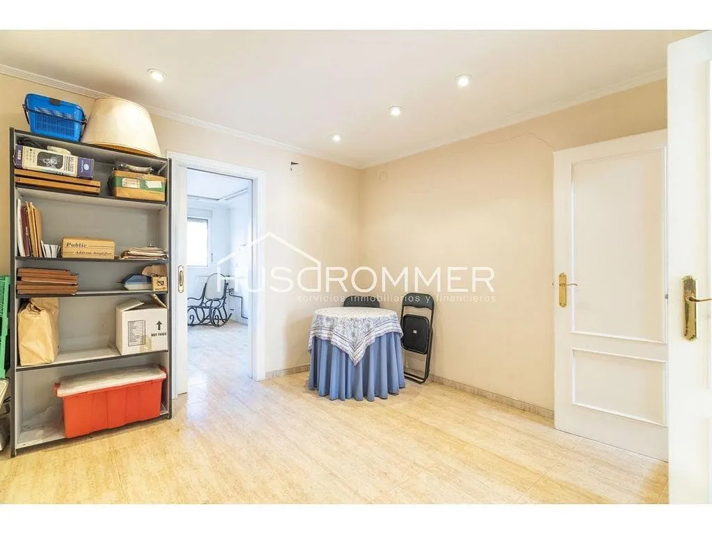Pesuköök - Dual-Unit Property with Central Location in Vila-real