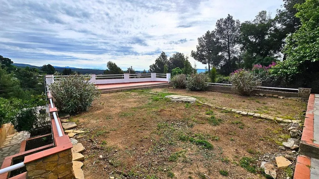 Aed - Reformed Chalet with Mountain Views in Torrelles de Foix
