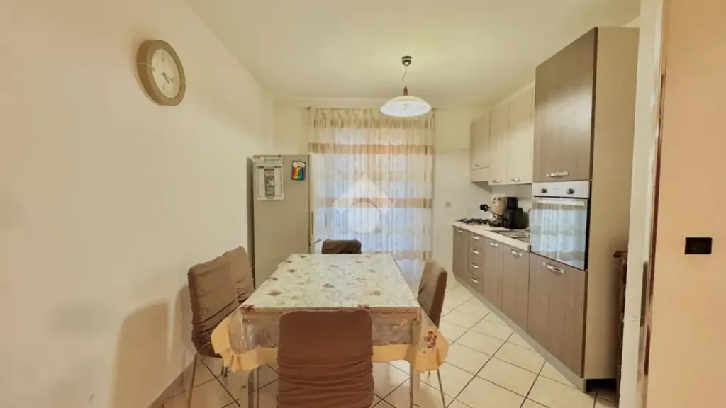 Salle à manger - 3-Bed Apartment with Balcony in Orta Di Atella
