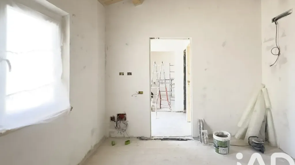 Rooms - Completely Renovated Townhouse in Montemarciano