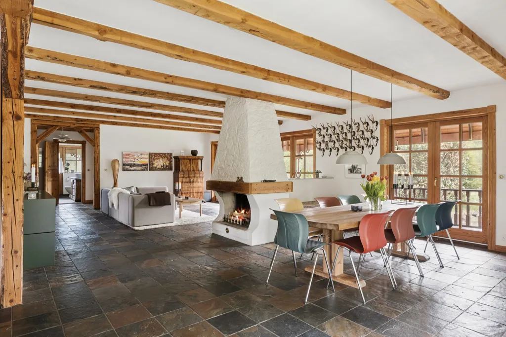 Dining Room - Bjelkecottage with Nature View in Jerup