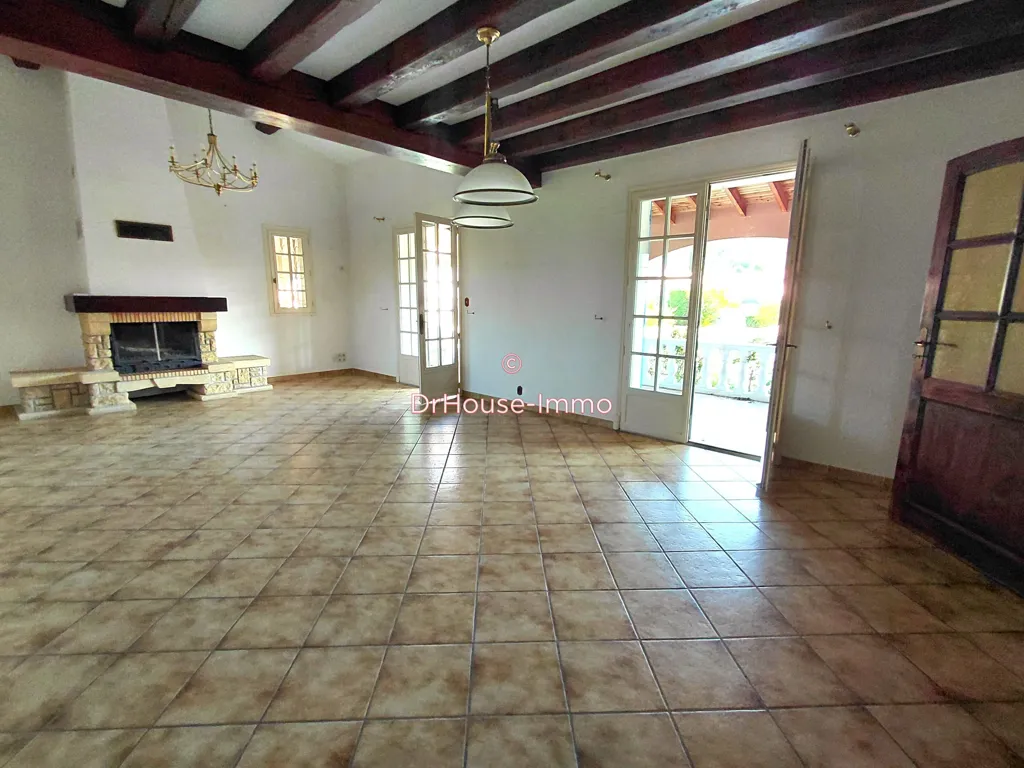 Elutuba - Provençal Villa with Pool in Charols