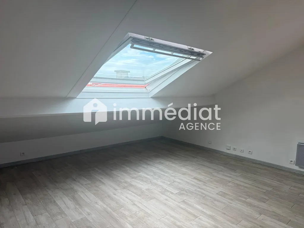 Pièces - Studio Sous Comble au Cœur de Rueil-Malmaison