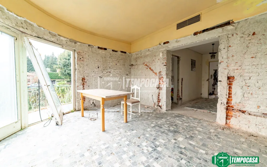 other_room