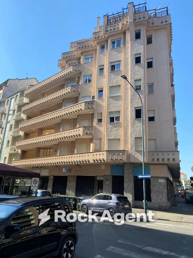 Välivaade - Spacious Trilocale with Balcony in Santa Rita, Turin