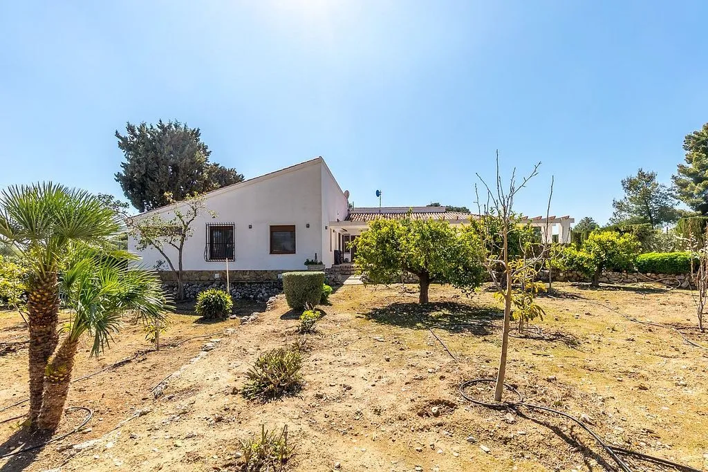 Välivaade - Mediterranean Finca with Pool in Cautivador