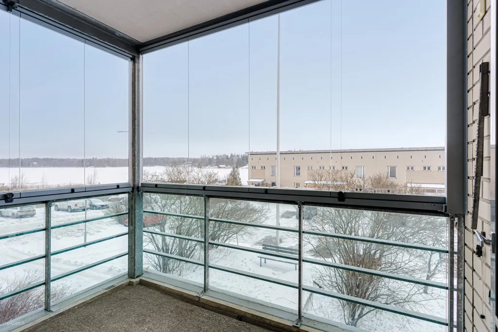 Balcony - Apartment with Private Sauna in Laajasalo
