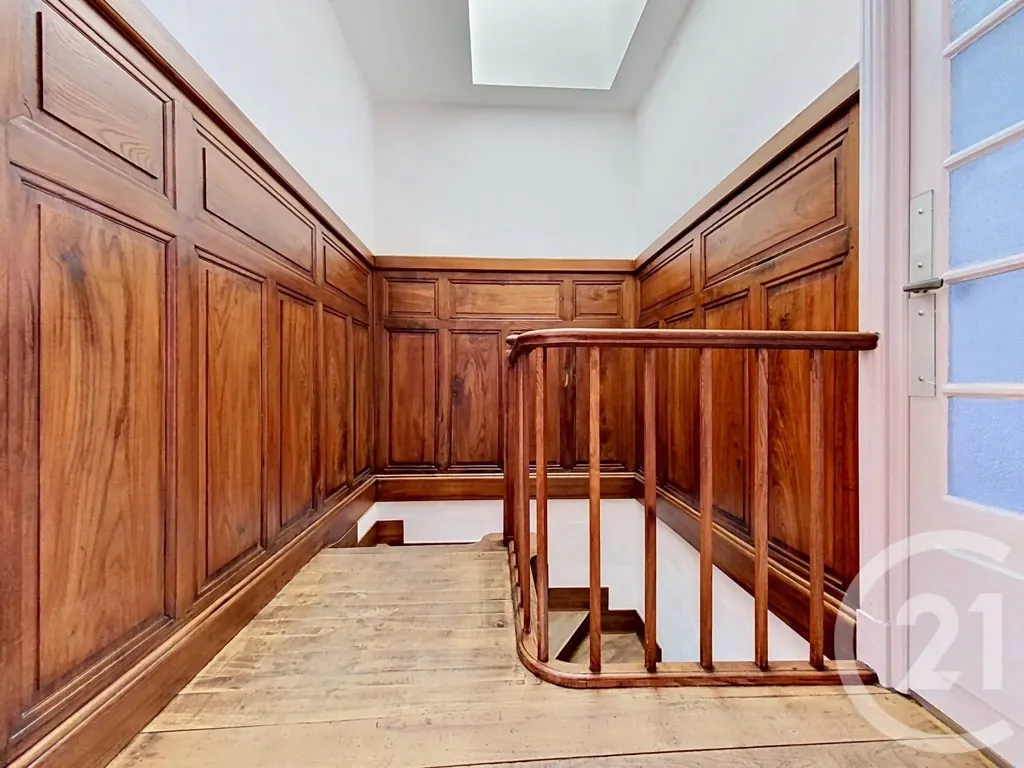 Toad - Fully Renovated 3-Bed Flat in Rochefort Centre