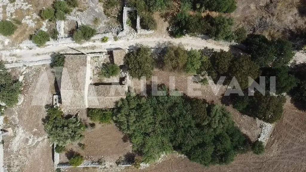 Õhuvaade - Rustic Property with Olive Trees in Modica