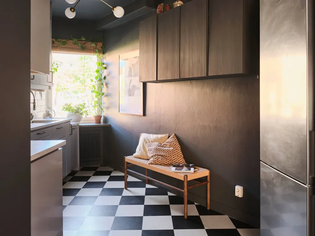 Köök - Funkistyle Flat with Balcony in Midsommarkransen