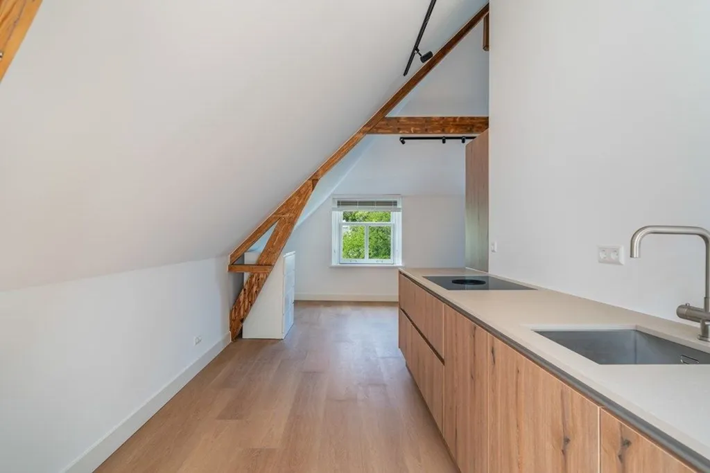 Köök - Renovated Loft in Zeeheldenkwartier, The Hague