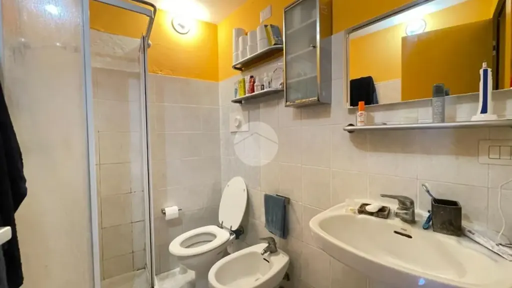 Bagni - Semi-Detached Studio with Mezzanine in Milan